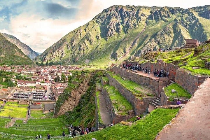 Sacred Valley VIP Full-Day: Chinchero, Moray, Maras, Ollantaytambo & Pisac photo 4