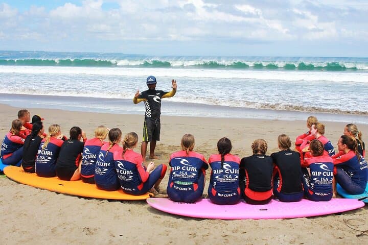 Learn to Surf in Kuta: 5-Day Beach Surfer Course for Beginners photo 2