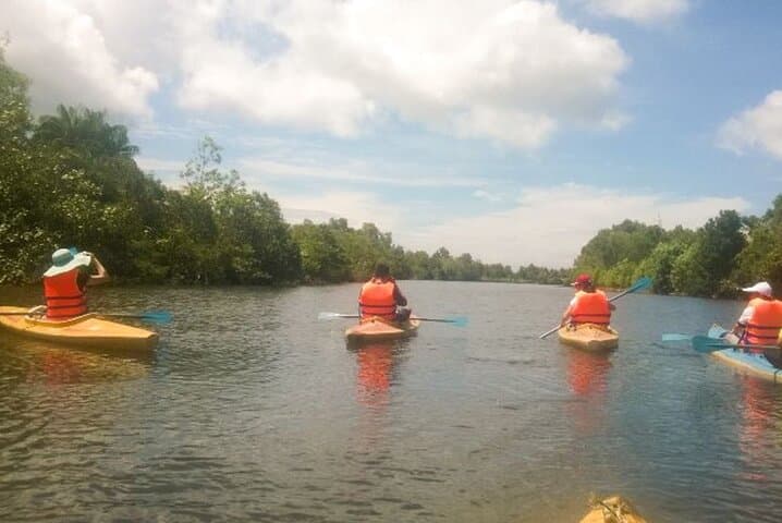 Phu Quoc Day Kayak: Starfish Beach, Bee Farm & Cua Can River photo 6