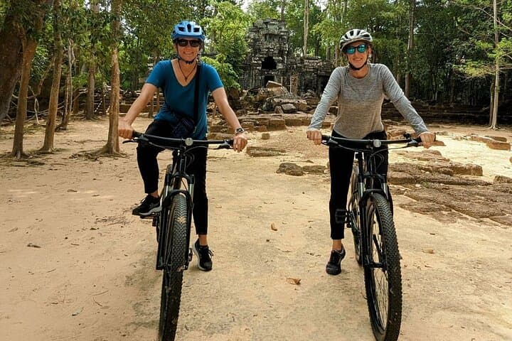 Full-Day Angkor Bike Tour: Rainforest Trails, Ta Prohm & Bayon photo 5