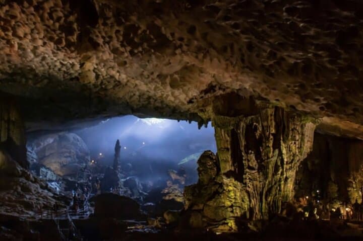 3-Day Halong Bay Victory Cruise: Sung Sot, Titop & Lan Ha Adventures photo 4