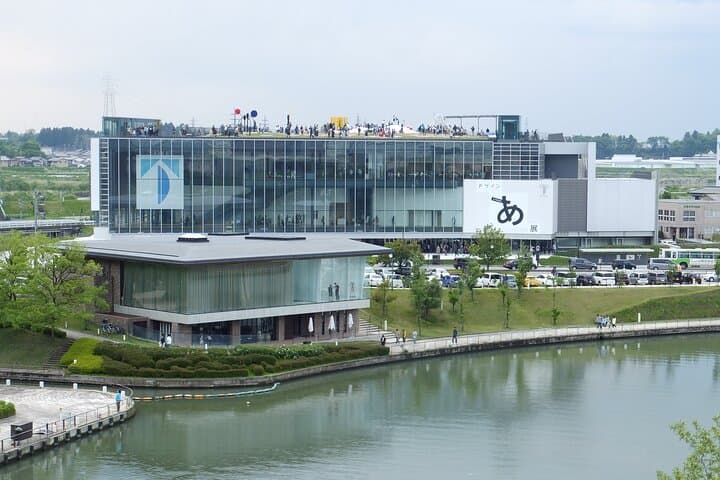 Private Custom Toyama Full-Day Tour: Museums, Bays & Local Culture photo 4