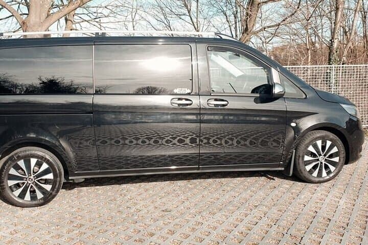 Heathrow to Oxford Private Transfer — Reliable Airport Pickup to Oxford photo 6