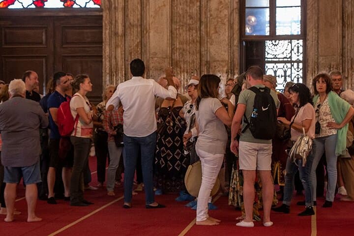 Explore Salah El Din Citadel and Old Cairo Bazaar: A Half-Day Guided Cultural Tour photo 5