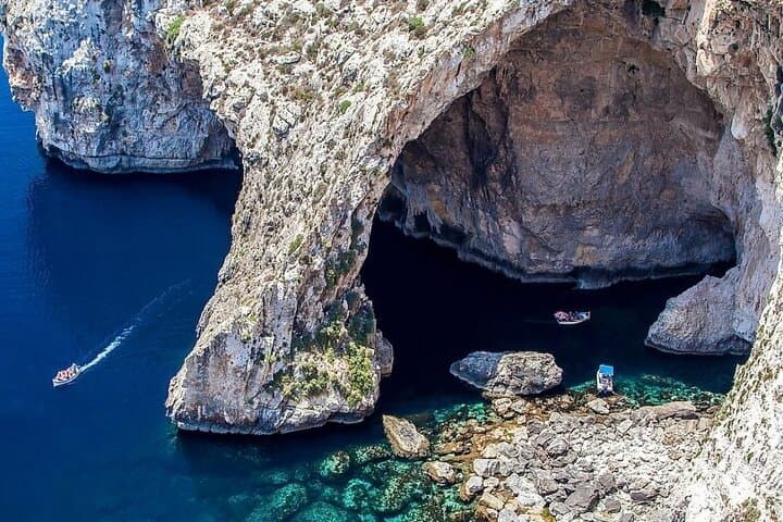 Private Full-Day Tour Around Malta: Valletta, Ħaġar Qim & Marsaxlokk