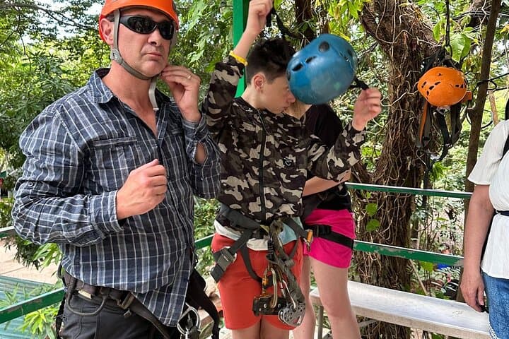 Roatan Zipline Adventure with Sloths, Monkeys, Chocolate & Rum (Private Tour) photo 2
