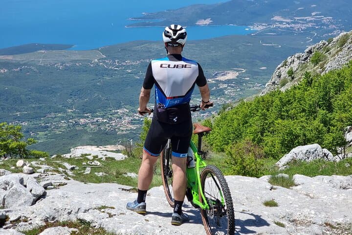 Lovćen by E‑Bike: Serpentine Road Descent to Kotor Cable Car & Njegoš Mausoleum