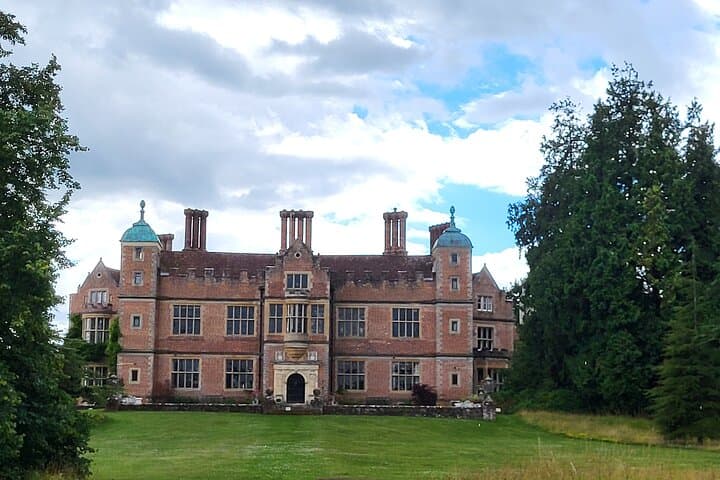 Countryside Castles and Coast Tour in Kent: White Cliffs, Chilham & Canterbury in a Day photo 6