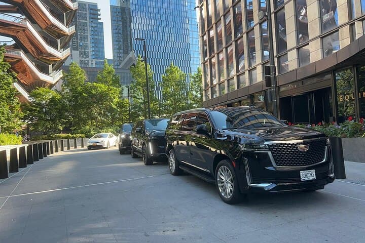 Private Airport Transfer NYC — One-Way Ride from JFK, LGA or EWR to Manhattan