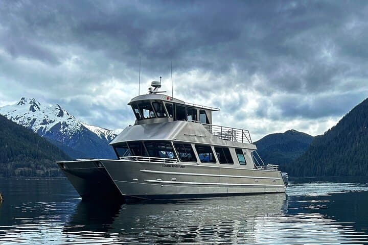 Sitka Wildlife Cruise and Silver Bay Homestead Discovery