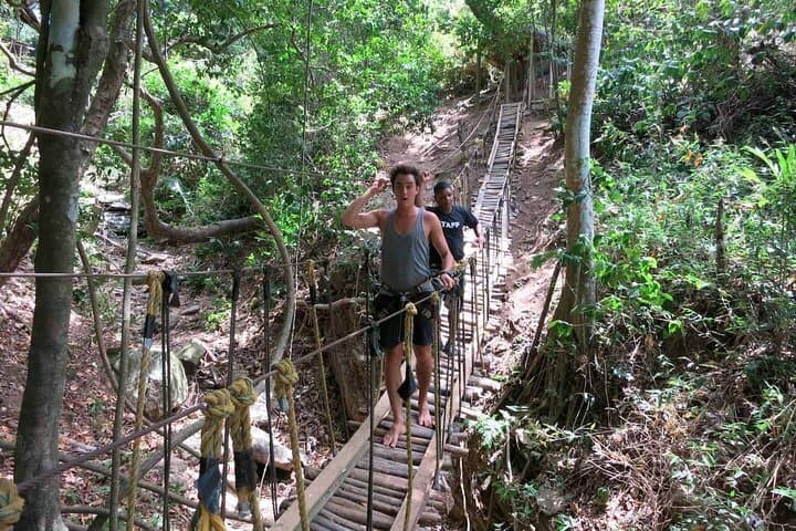 Roatan Jungle Zip Line, Eco-Park & West Bay Snorkel Adventure photo 4
