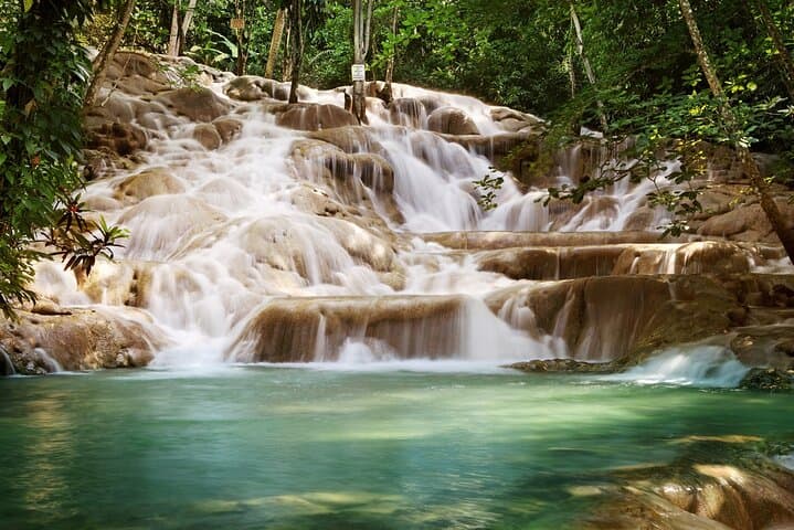 Montego Bay to Blue Hole and Dunn's River Falls — Private Day Tour Guide