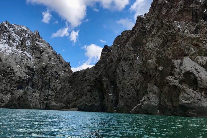 Kel Suu Lake Multi-Day Tour: Remote Alpine Yurts & High-Plateau Hikes photo 4