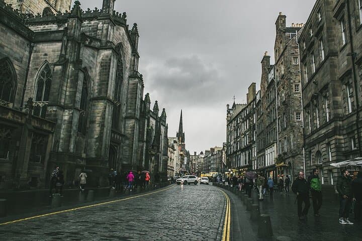 Harry Potter Origins Walking Tour & Edinburgh Castle Tickets photo 6