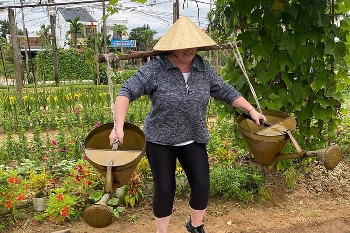 Tra Que Village Farming, Cooking & Herbal Massage Experience in Hoi An photo 3