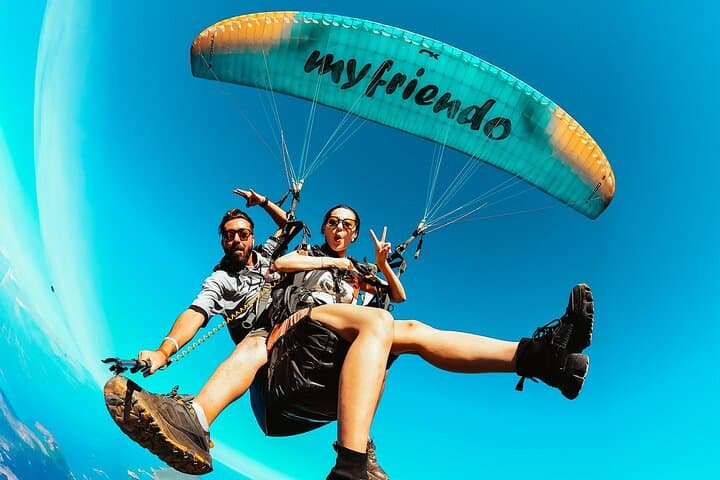 Oludeniz Paragliding: Tandem Flight from Mount Babadag over the Blue Lagoon