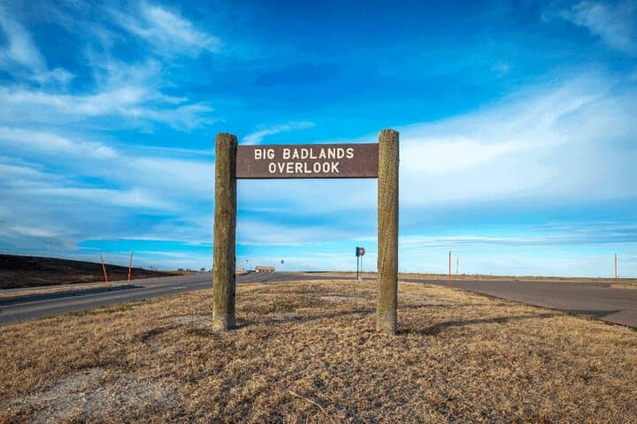 Drive & Discover: Self-Guided Audio Tour of Badlands and Mount Rushmore photo 4
