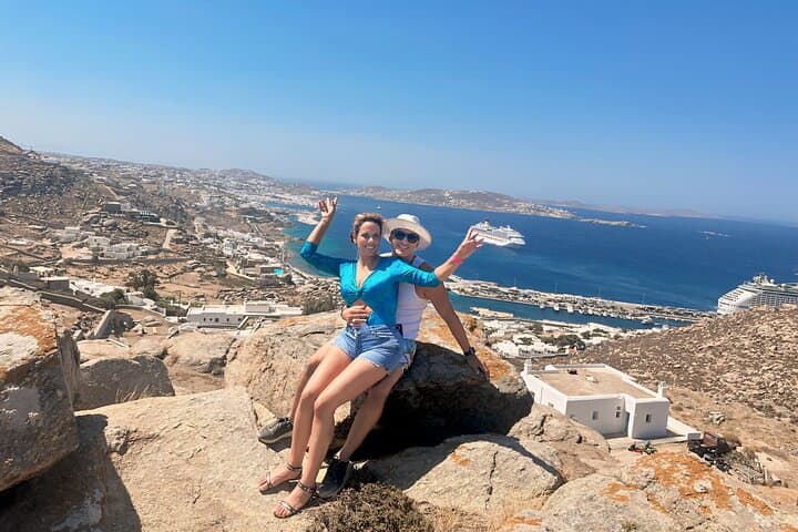 Range Rover Private Tour: Scenic Coastal Drive and Mykonos Villages photo 5