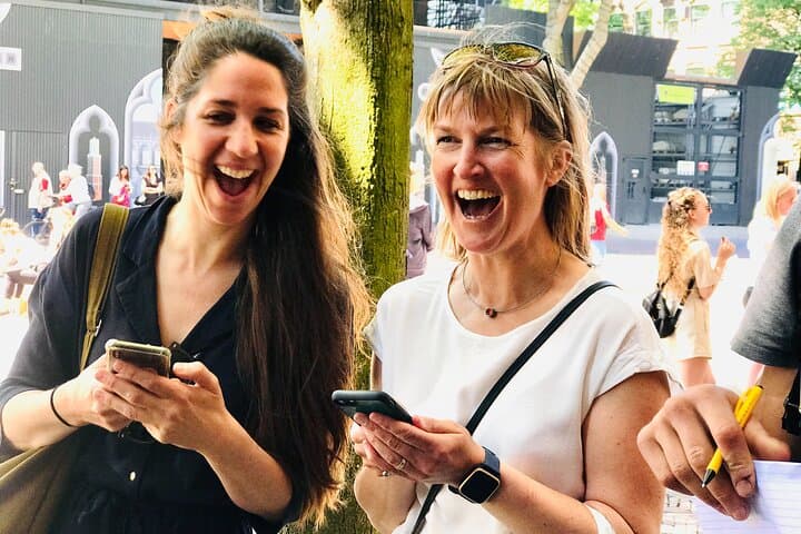 Outside Escape: Self-Guided Mystery City Game in Utrecht