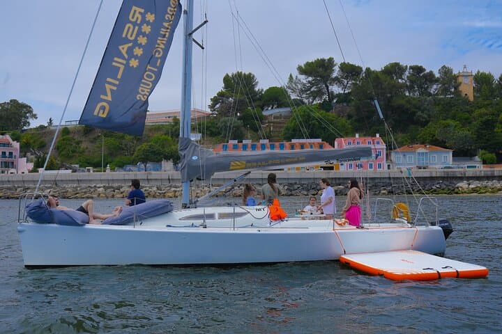 Private 4-Hour Sailing and Swimming Tour on the Tagus — Lisbon Boat Charter photo 1
