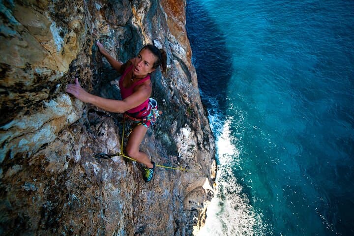 Hide and Seek GeoTour: Self-Drive Cayman Islands Treasure Hunt photo 3