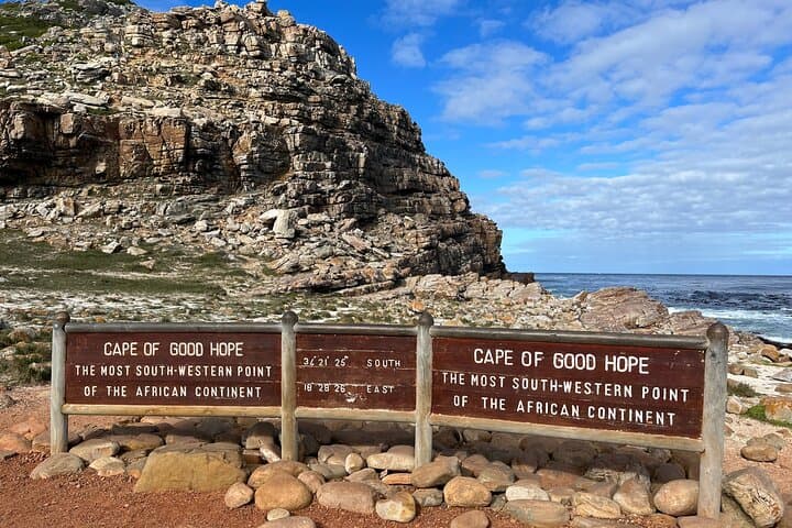 Full Day Cape Town Private Tour: Table Mountain, Cape Point & Boulders Beach photo 2