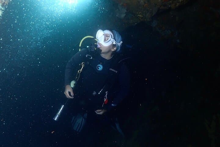 Cartagena Two-Tank Caribbean Diving with Lunch, Dance & Shore Pickup photo 5