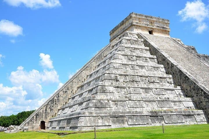 Chichén Itzá + Two Cenotes: Full-Day Maya Ruins, Swim & Lunch Tour photo 3