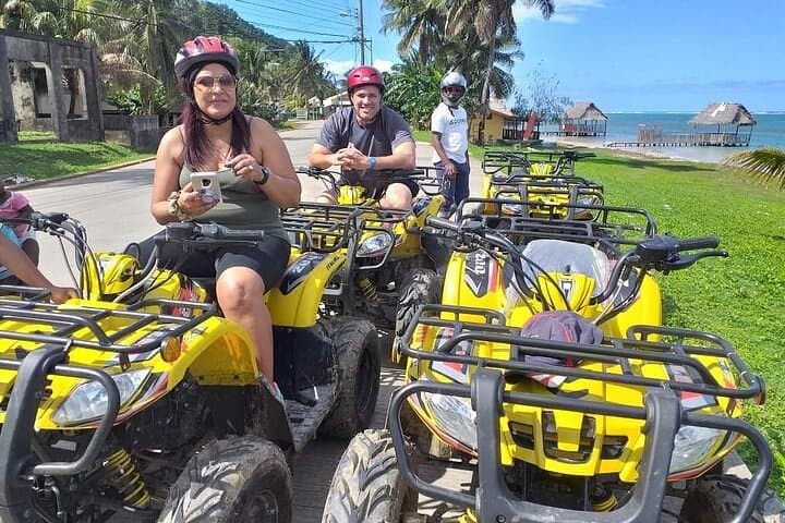 Roatán ATV & Zipline Day: Beach, Wildlife Encounter and Local Lunch