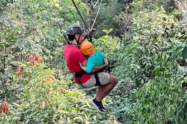 Roatán ATV & Zipline Day: Beach, Wildlife Encounter and Local Lunch photo 6