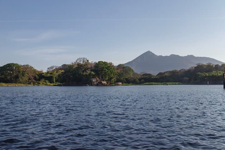 Private Granada Isletas and City Tour — Boat to Las Isletas & Colonial Granada photo 6