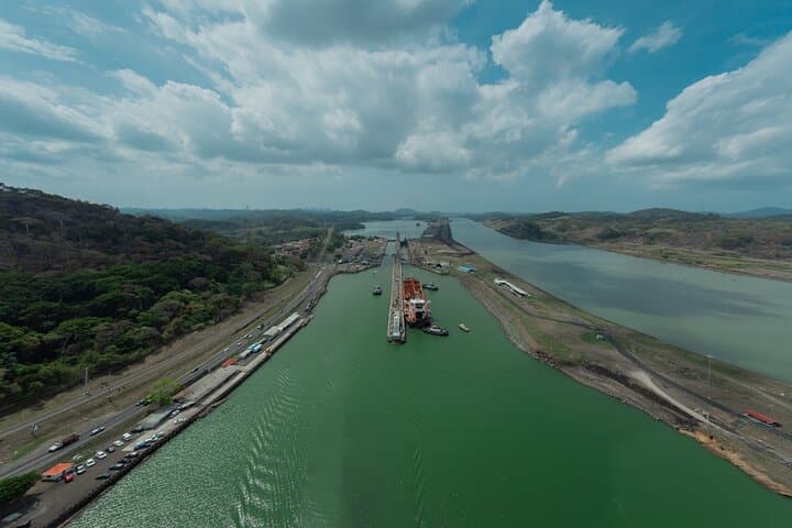 Private Panama Canal Tour & Miraflores Visitor Center — Half-Day Private Excursion photo 6