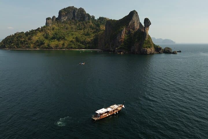 Krabi Luxury Longtail: Half-Day Snorkel & Poda Island Escape photo 2