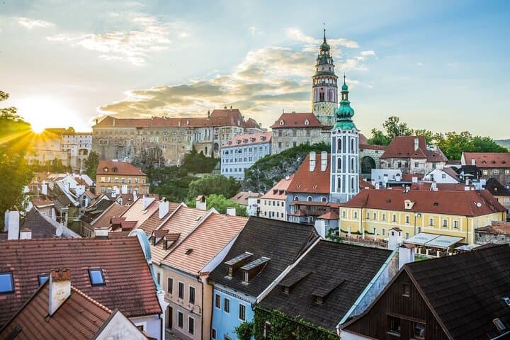 Prague to Vienna via Cesky Krumlov — Full-Day UNESCO Day Trip