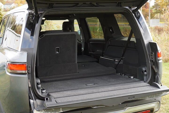 Private Electric SUV Transfer from Las Vegas City to LAS Airport photo 4