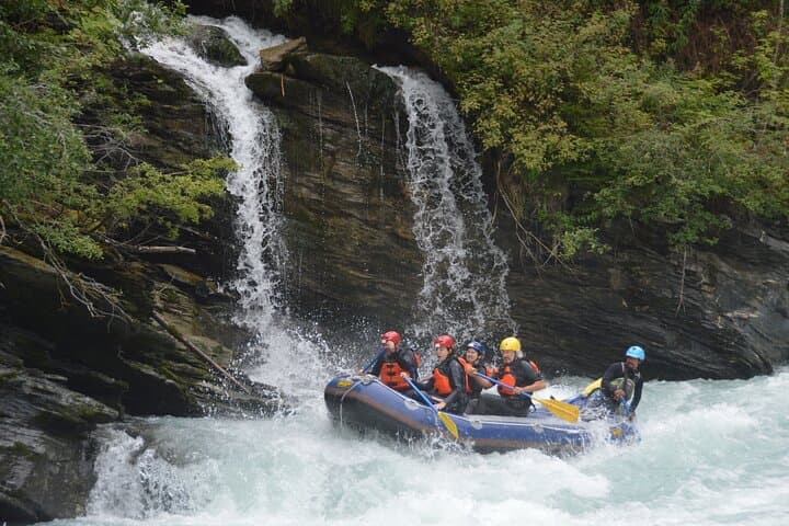 Inn River Whitewater Rafting in Engadin — Scuol Gorge 9km Adventure photo 4