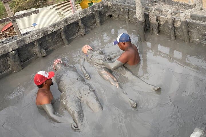 Cartagena VIP Mud Volcano Tour — Crowd-Free Totumo Float and Massage photo 2