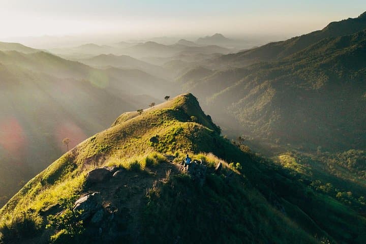 Full-Day Ella Tour: Little Adam's Peak, Diyaluma Falls & Lipton's Seat photo 3