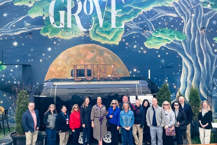 Downtown Lexington Walking Food Tour: Eat Your Way Through Courthouse Square photo 3
