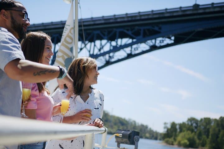 Portland Willamette River Happy Hour Sightseeing Cruise photo 5