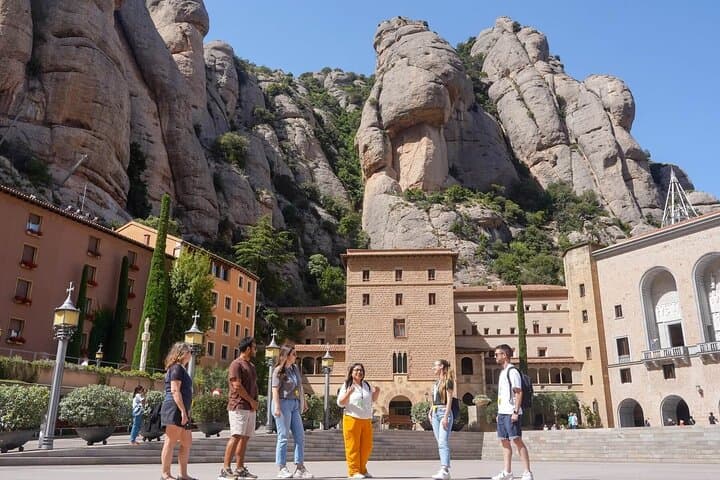 Montserrat Afternoon Tour: Priority Access to the Black Madonna