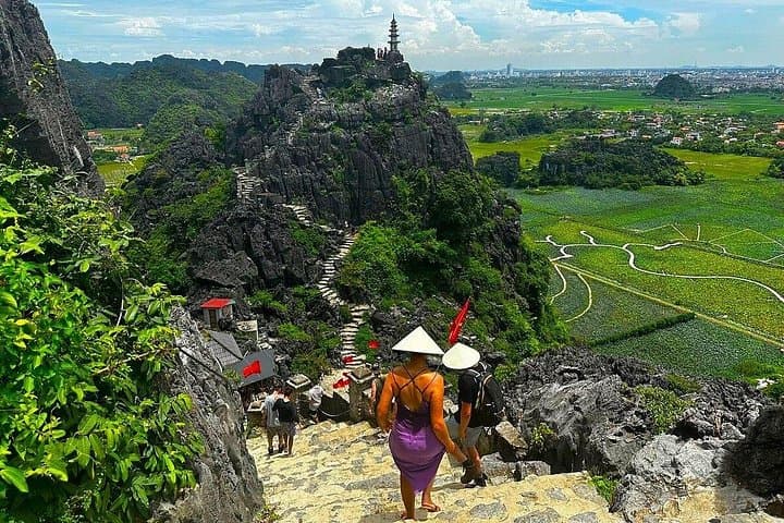 Ninh Binh Day Trip: Hoa Lu, Trang An Boat Cruise & Mua Cave Viewpoint photo 4