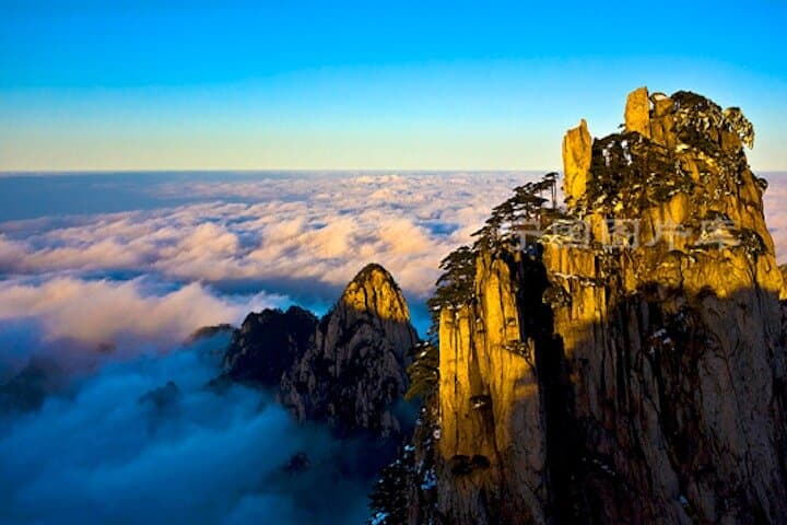Huangshan One-Day Trip: Xihai Grand Canyon, Cable Car & Bright Summit Views