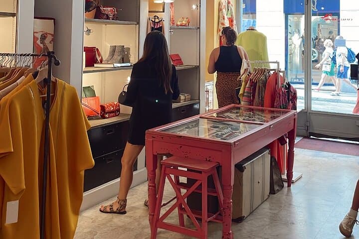 Explore Milan's Hidden Vintage Shops: Private 2.5-Hour Fashion Tour photo 5