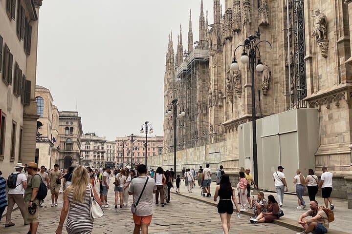 Explore Milan's Hidden Vintage Shops: Private 2.5-Hour Fashion Tour photo 6
