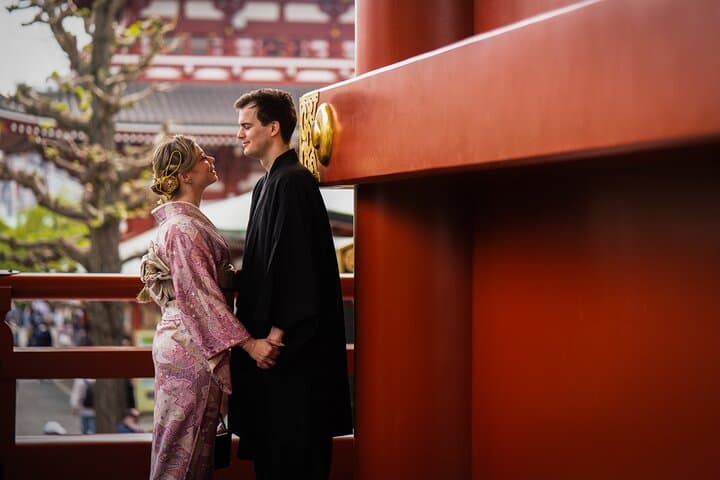 Wear a Kimono in Asakusa: Miu Rental & Photo Experience in Tokyo photo 2