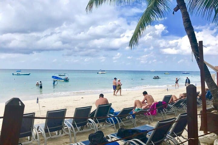 Roatan Zip-n-Dip Adventure: Zipline Canopy, Sloths & West Bay Beach photo 4