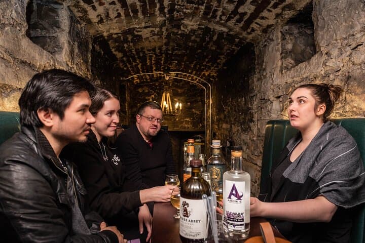 Edinburgh Harry Potter Origins Tour & Underground Gin Tasting — Royal Mile Walk and Cellar Experience