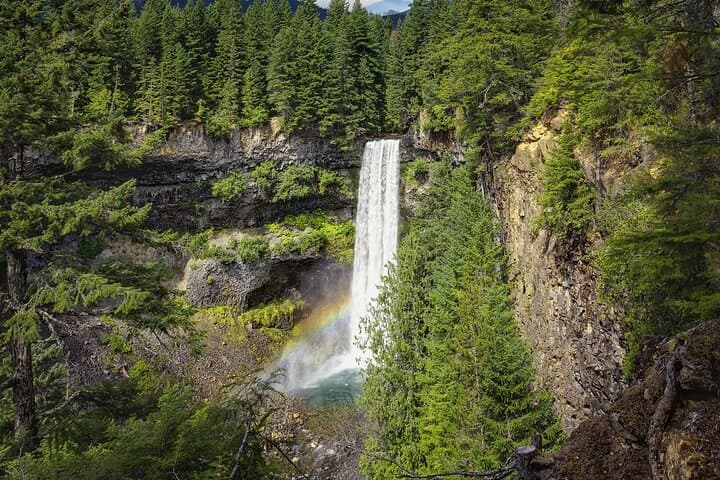 Sea-to-Sky Waterfalls & Whistler Discovery Day Tour from Vancouver photo 4