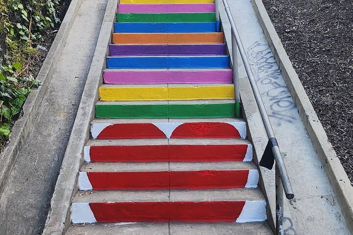 Silver Lake Food Tour: Immigrant Eats, Murals & Micheltorena Stairs photo 4